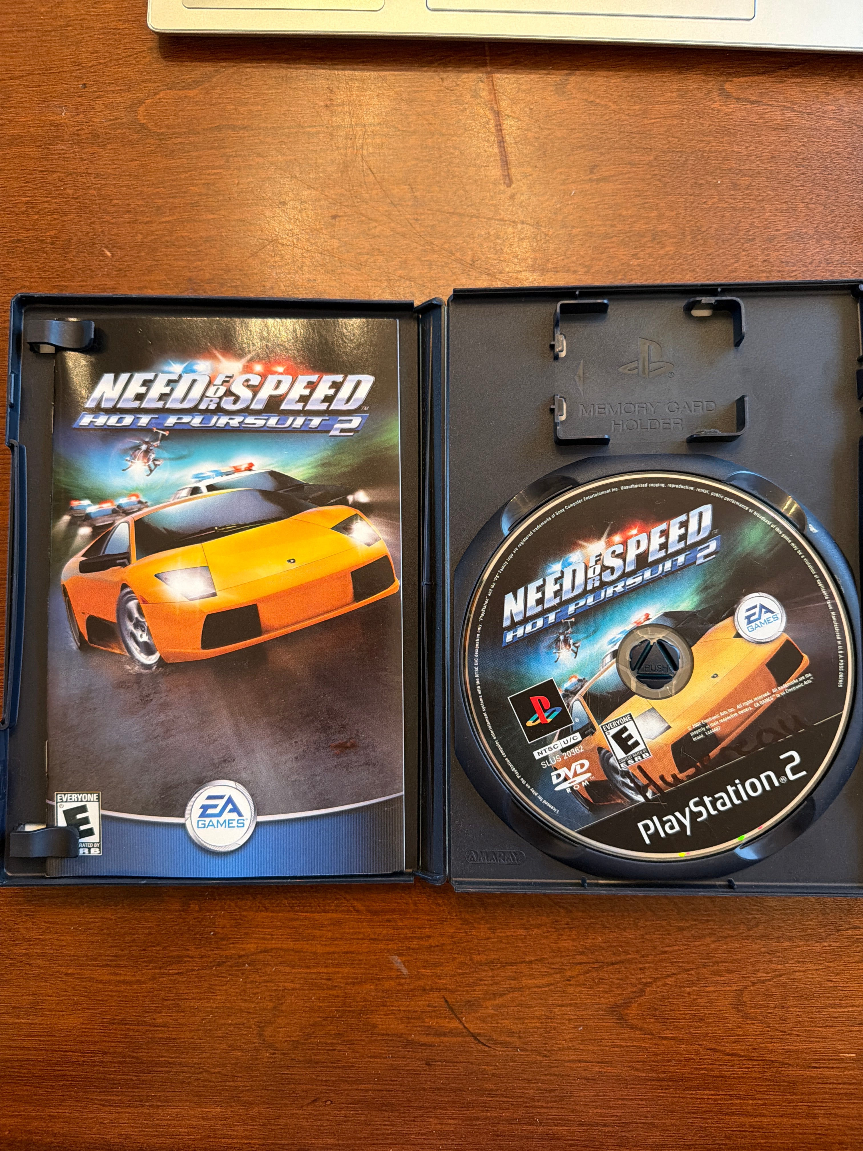 Need for Speed Hot Pursuit 2 CIB for PS2