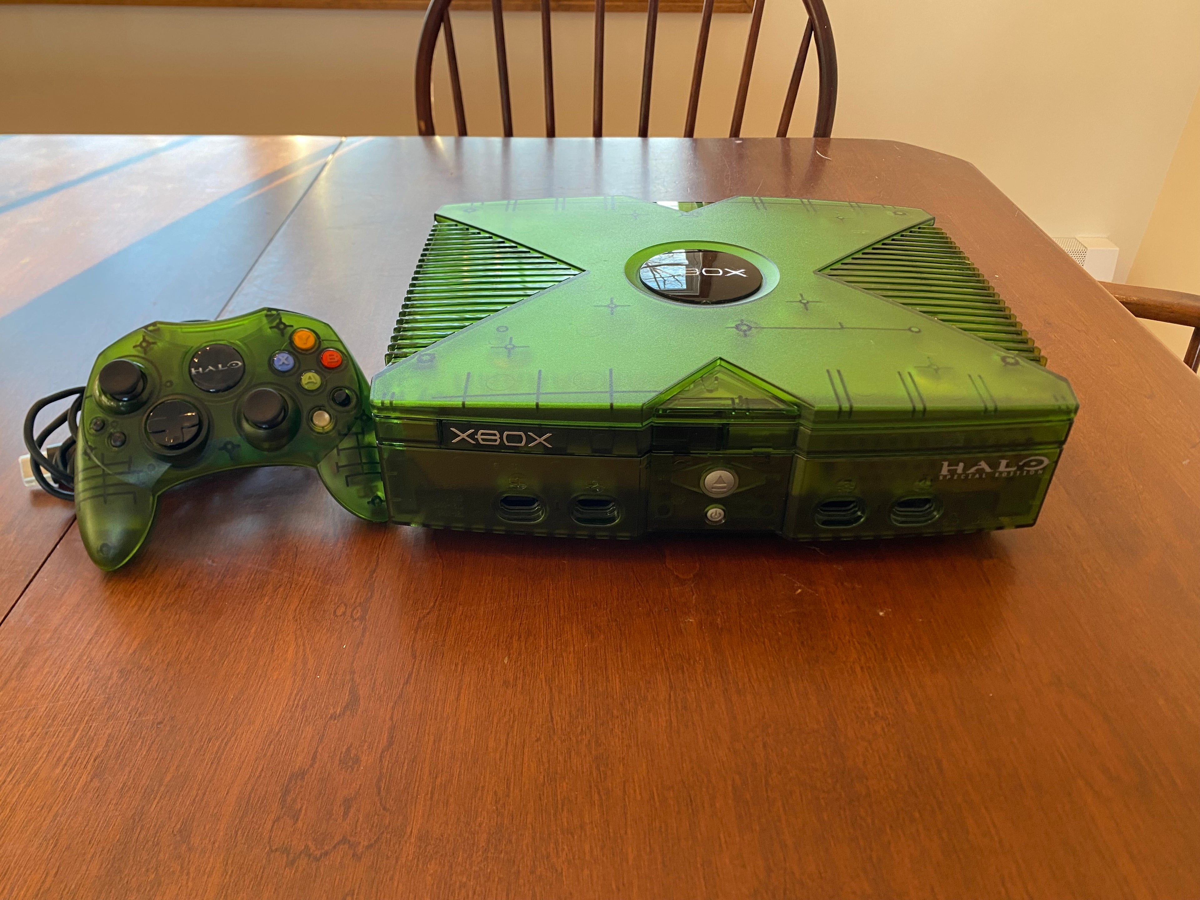 Halo Edition Original Xbox w/ Matching controller w/ upgrades.