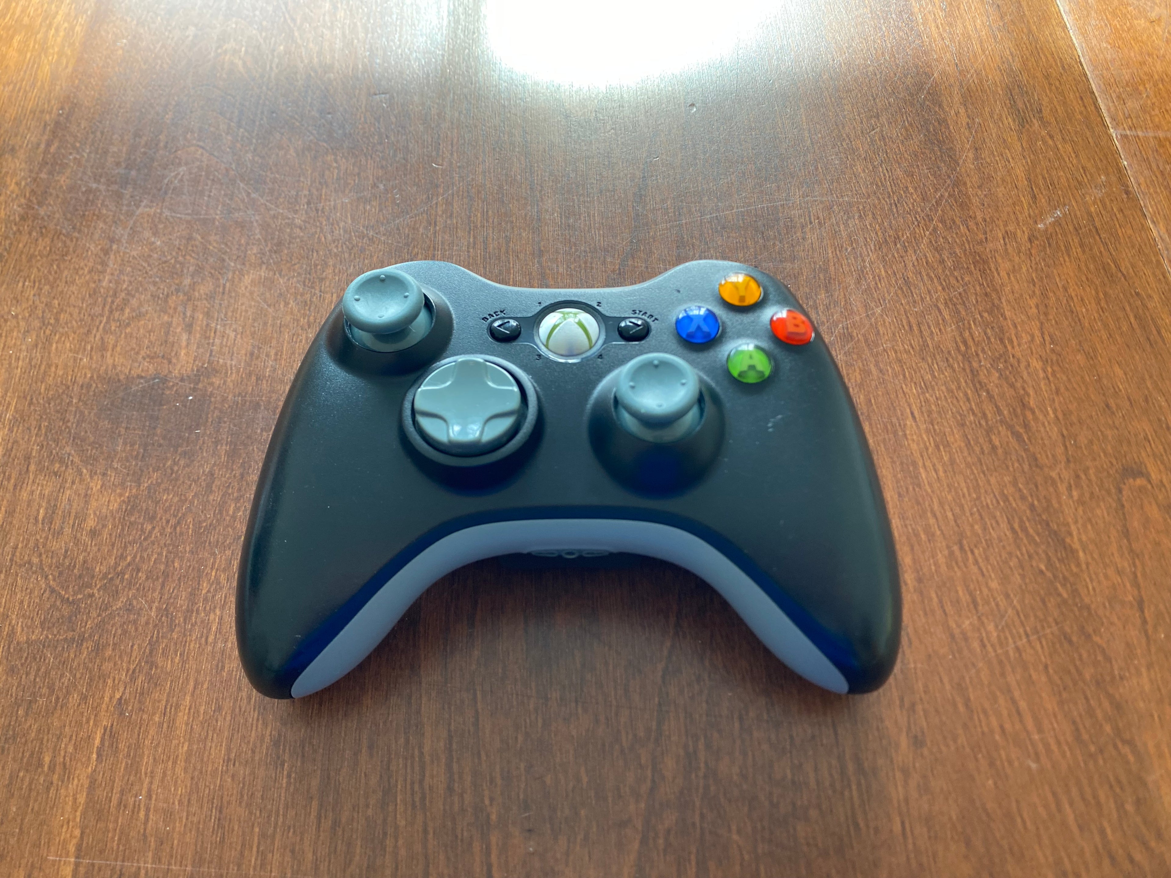 Black Xbox 360 Controller cleaned w/ new joysticks
