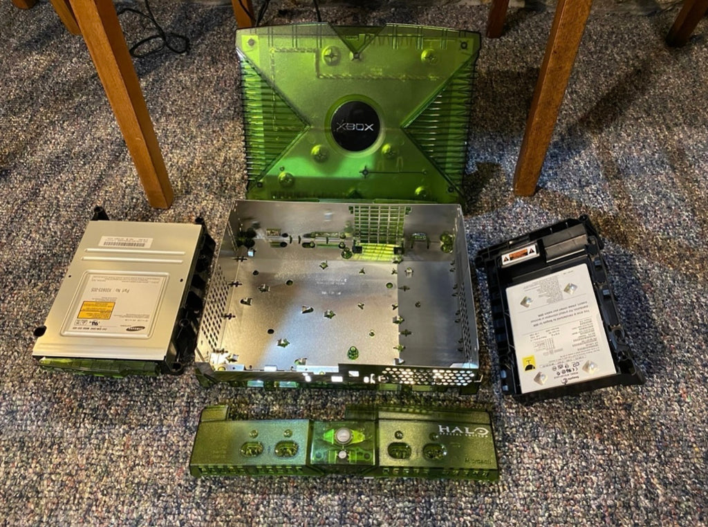 Halo Edition Original Xbox w/ Matching controller w/ upgrades.